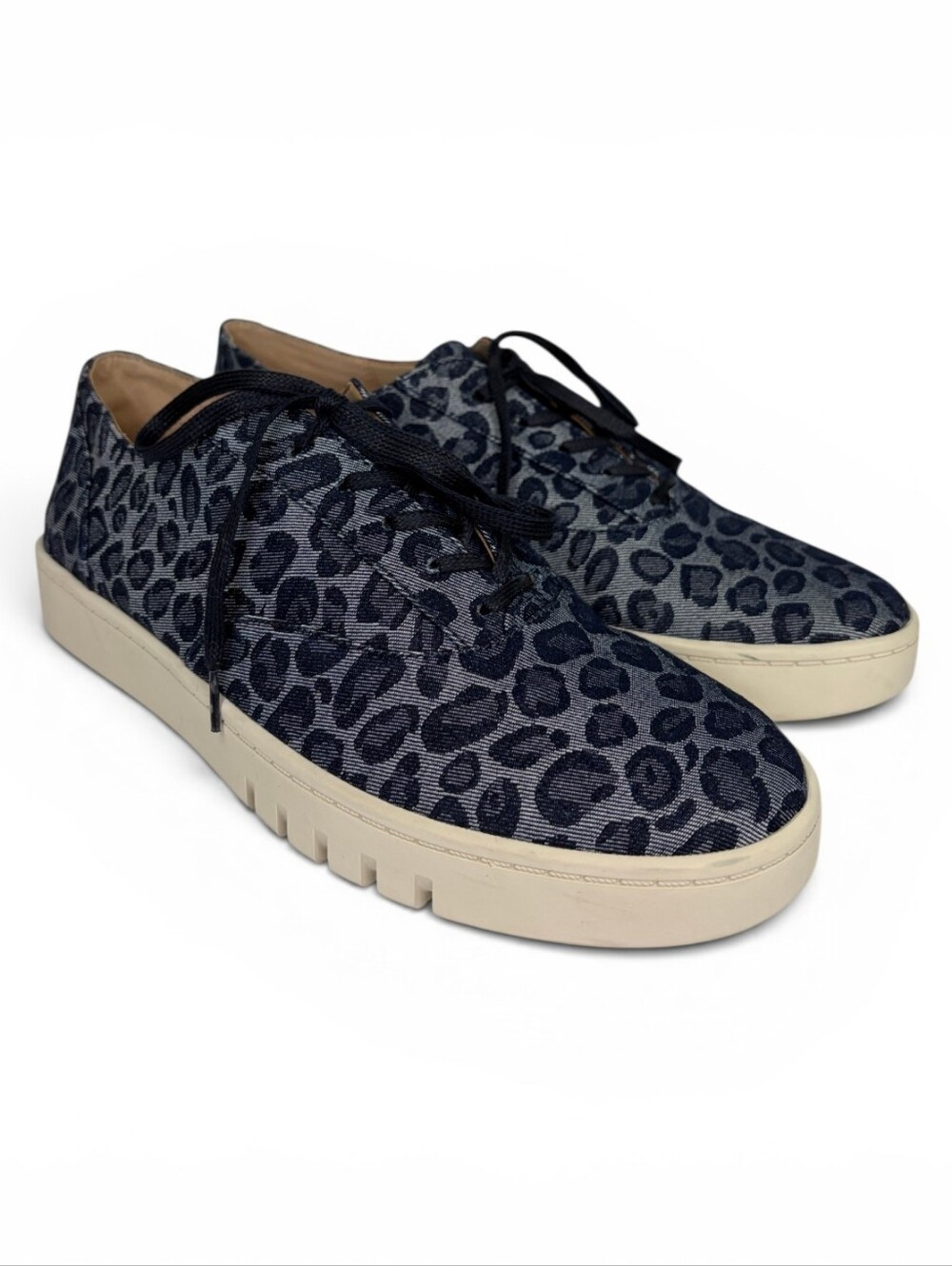 Vionic Callie blue Denim gray leopard print Lace Up Sneakers 8